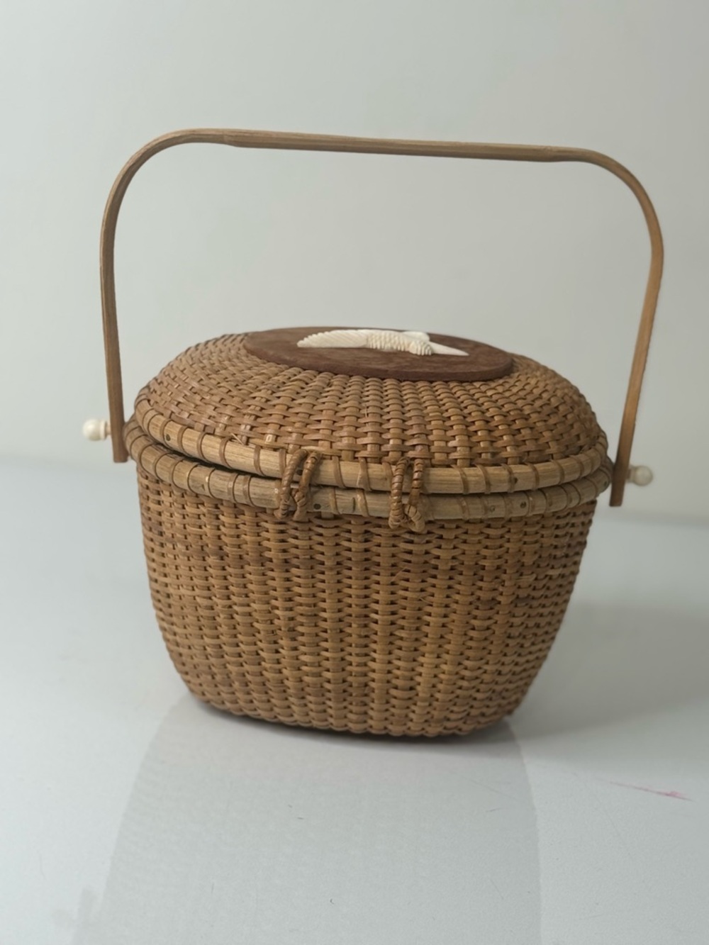 Vintage Nantucket Basket Handbag with Bird - Picture 4 of 9